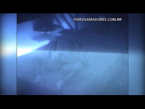 ❤️ Vīrs filmē, kā sieva drāž kaimiņu, un uzzina, ka viņš ir rokgājējs Duršanās video pie porno lv.vanalize.ru
