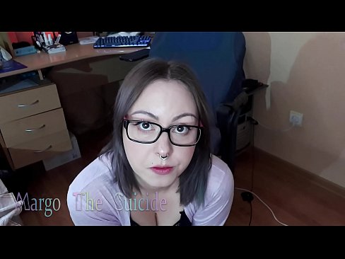 ❤️ Seksīga meitene ar brillēm sūc dildo dziļi kamerā Duršanās video pie porno lv.vanalize.ru