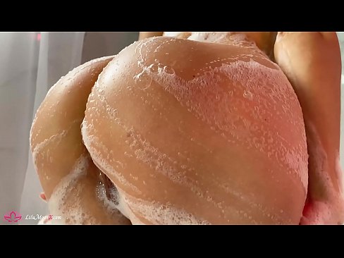 ❤️ Brunete masturbē makstiņu ar vibratoru līdz intensīvam orgasmam dušā Duršanās video pie porno lv.vanalize.ru