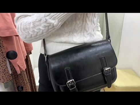 ❤️ Jaunas kuces FeralBerry publiska masturbācija ar dildo ģērbtuvē Duršanās video pie porno lv.vanalize.ru