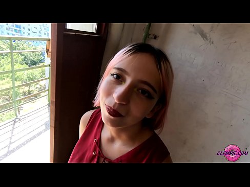 ❤️ Studente jutekliska sūc svešinieku ārzemēs - sperma uz viņa sejas Duršanās video pie porno lv.vanalize.ru